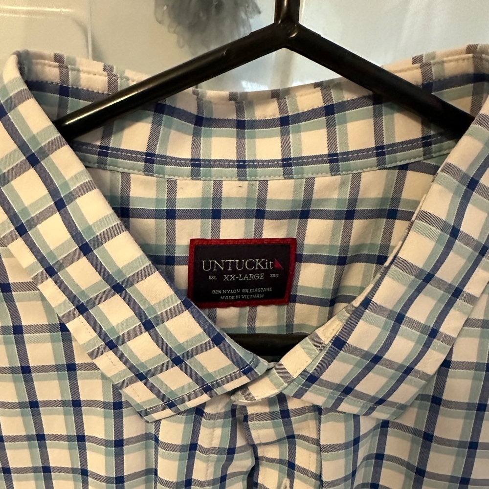 UNTUCKit button down XXL